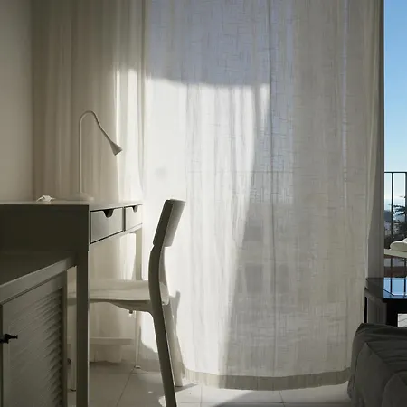 Quiet In Fenals With Balcony, Pool And Workspace For Medium-term Apartmán