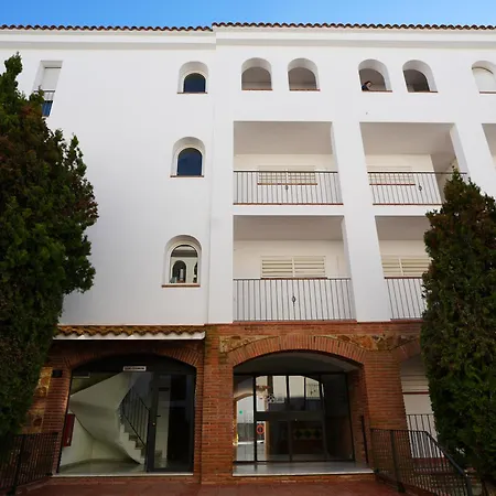 Quiet In Fenals With Balcony, Pool And Workspace For Medium-term Lloret de Mar