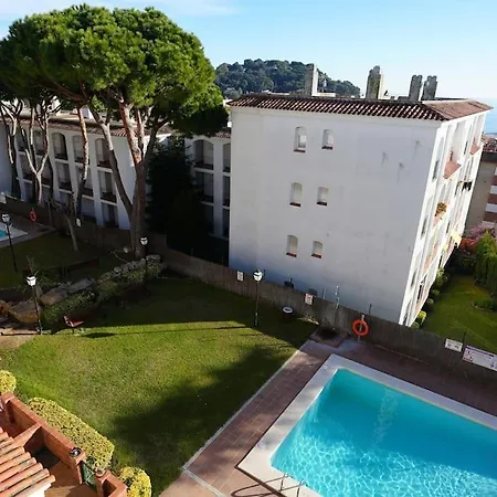 With Sea View & Pool, Garden, Dishwasher Apartment Lloret de Mar