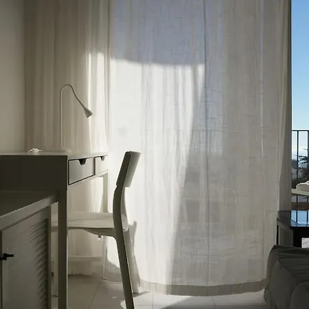 Apartment With Sea View & Pool, Garden, Dishwasher