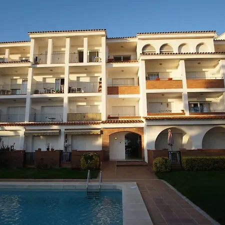 Apartment With Sea View & Pool, Garden, Dishwasher *