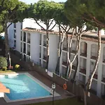 شقة Quiet In Fenals With Balcony, Pool And Workspace For Medium-term *