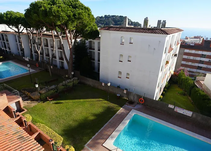 アパート Quiet In Fenals With Balcony, Pool And Workspace For Medium-term リョレート・デ・マル